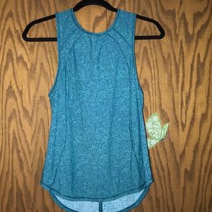 SOLD🤍🤍LULULEMON TANK